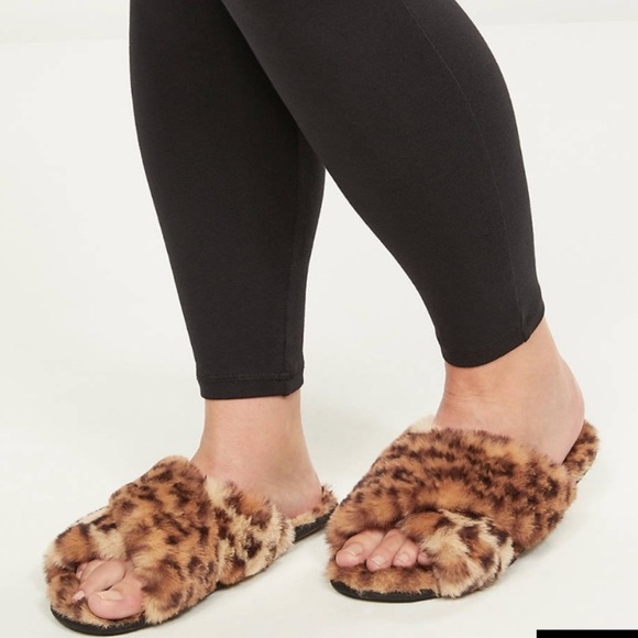 Lane Bryant Shoes - NWOT Lane Bryant 11/12w leopard print slippers